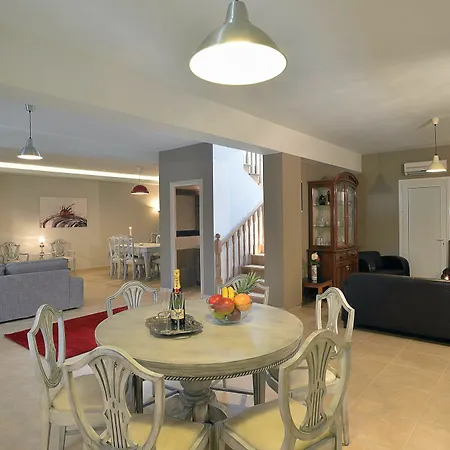 Gaia Дом отдыха Дассия